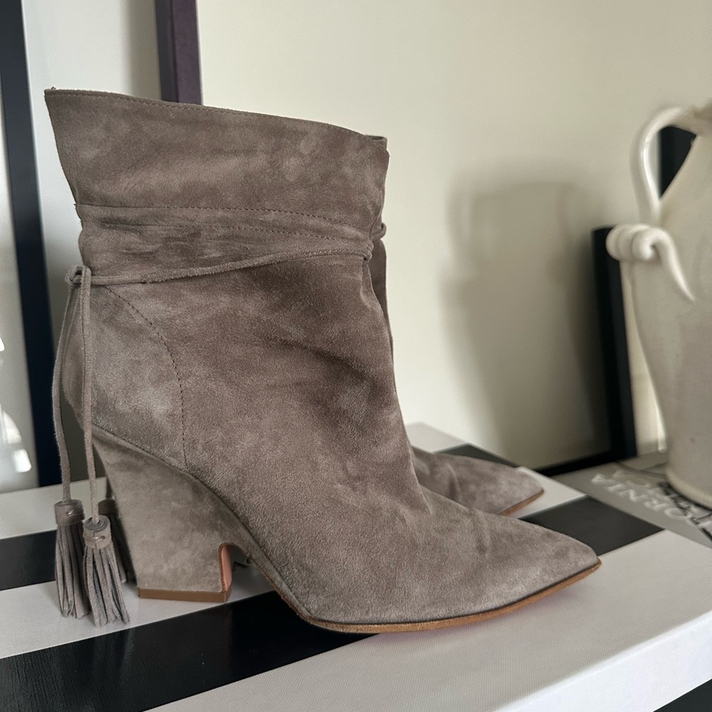 Aquazzura Sartorial Bootie 95